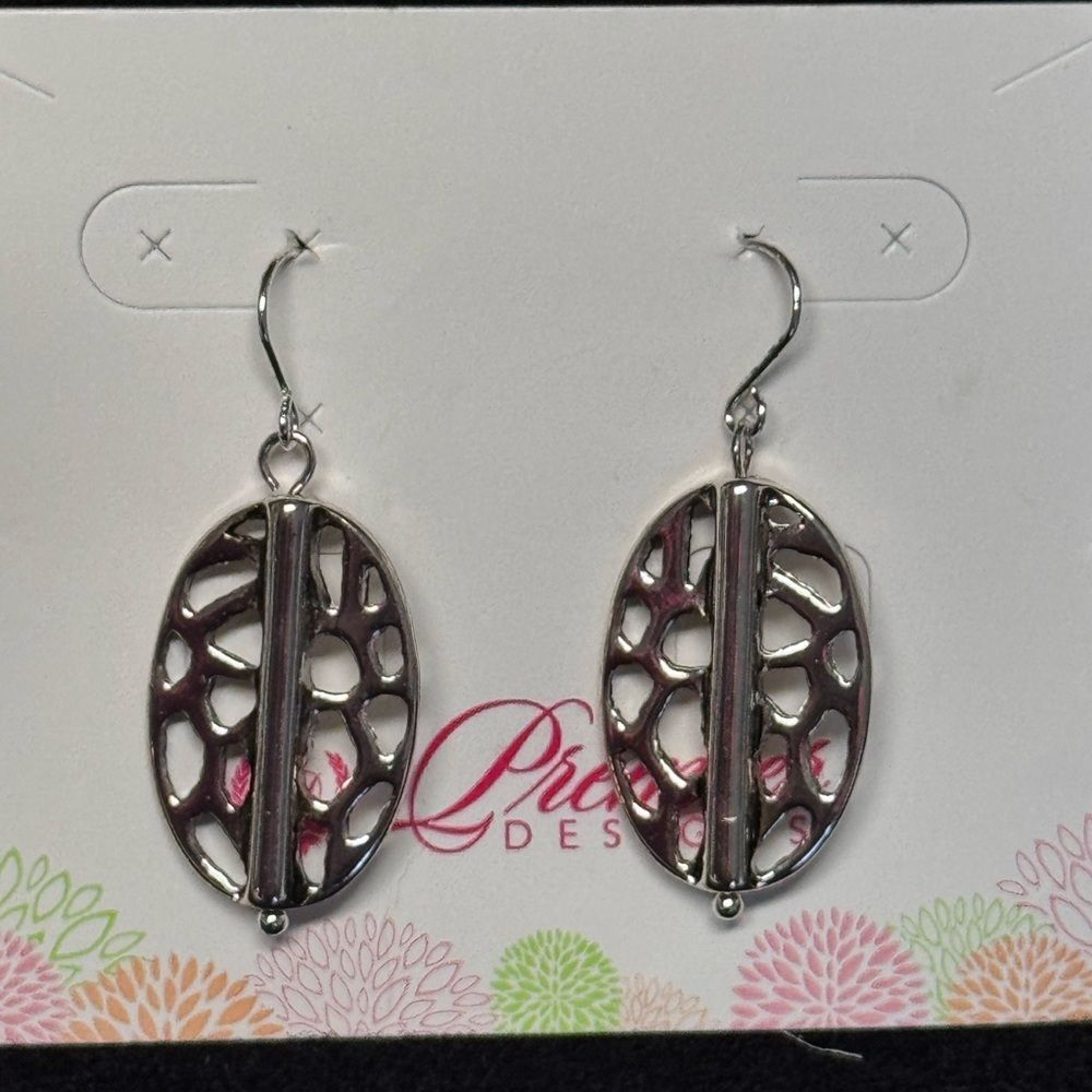 Premier Designs Silver Filigree Earrings 1.75 inch